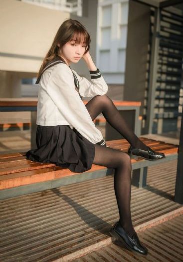艾曼妞